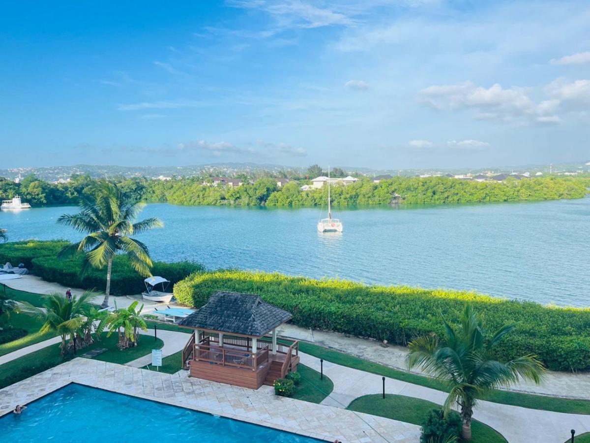 Luxury Apartments And Rooms,The Lagoons Montego Bay Exterior photo