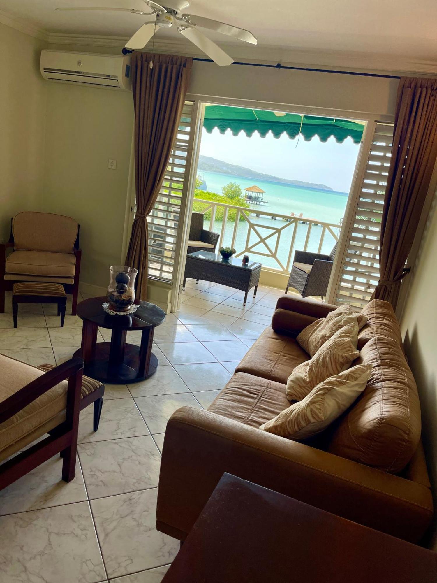 Luxury Apartments And Rooms,The Lagoons Montego Bay Exterior photo