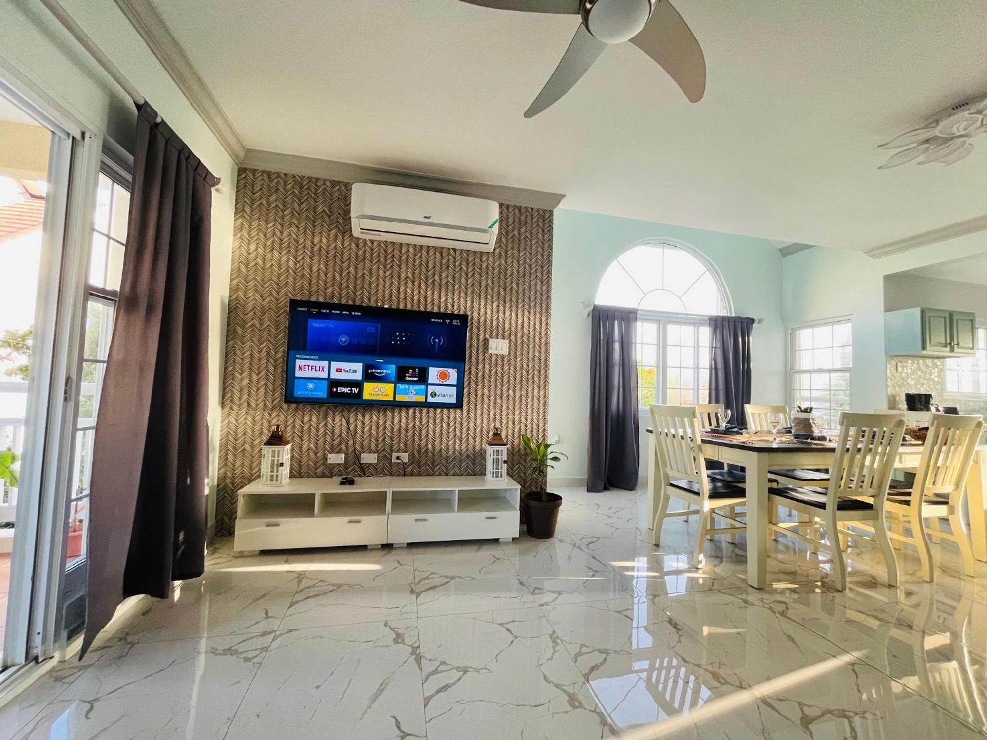 Luxury Apartments And Rooms,The Lagoons Montego Bay Exterior photo